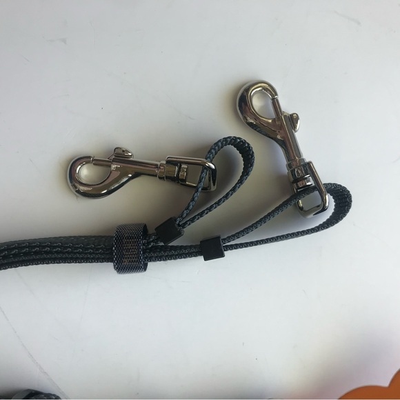 NWT 2 DOG LEASH by MIGHTY PAWS. Adjustable 16” to 24”. Handle not included. - Picture 3 of 6
